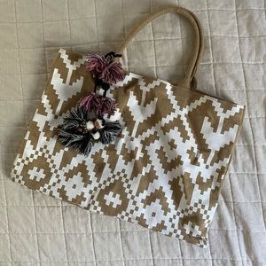 Super cute and fun beach bag
